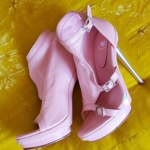 Pink leather peep-toe ankle boots, size 6